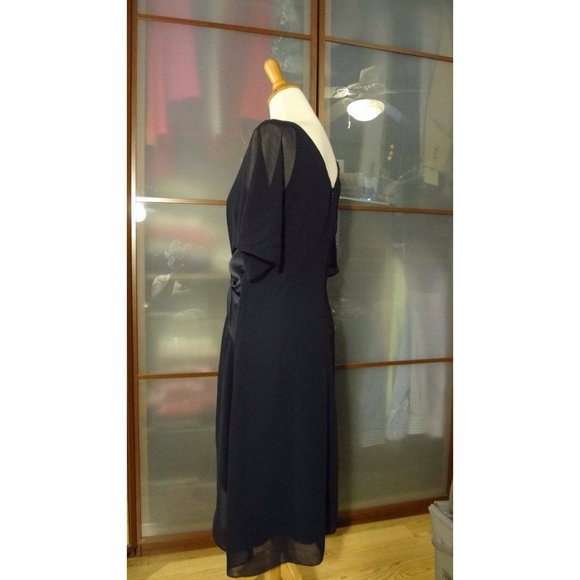 Cynthia Steffe Chiffon w/Satin Knot Bow Dress NEW - Picture 5 of 9